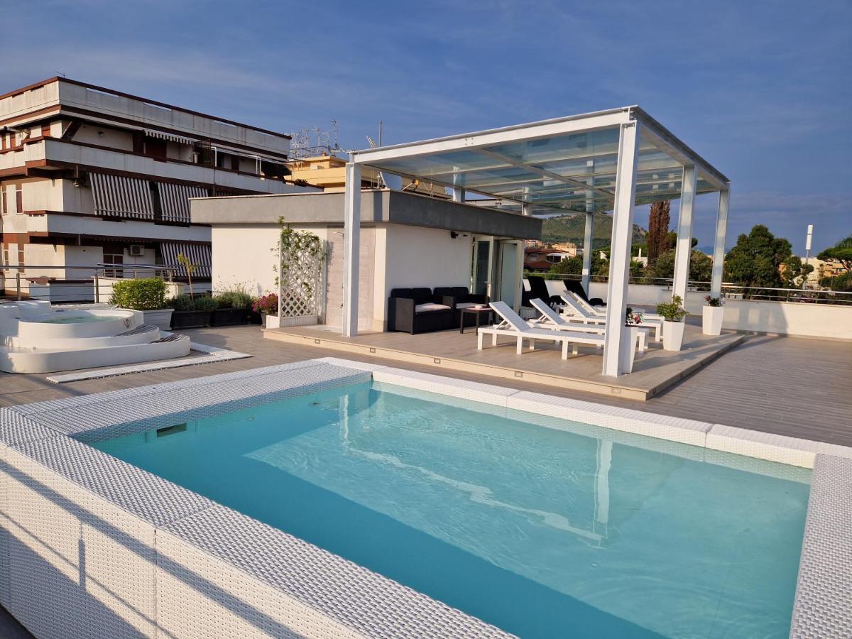 Acca Residence Terracina Exterior photo
